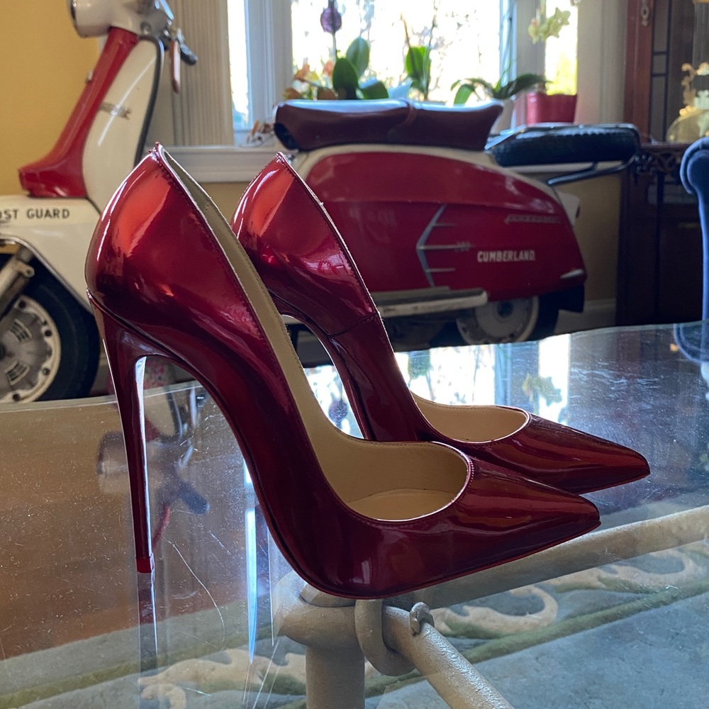 CHROME RED CHRISTIAN LOUBOUTINS REDBOTTOMS